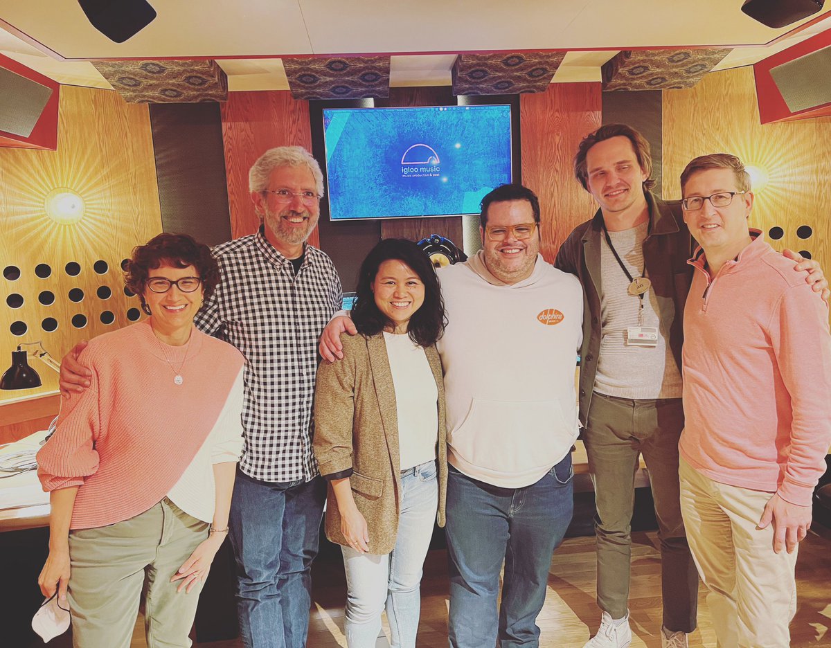Lovely morning with the #Imagineers who are cooking something realllly special in Hong Kong. #FrozenLand is going to blow your minds. 🤯