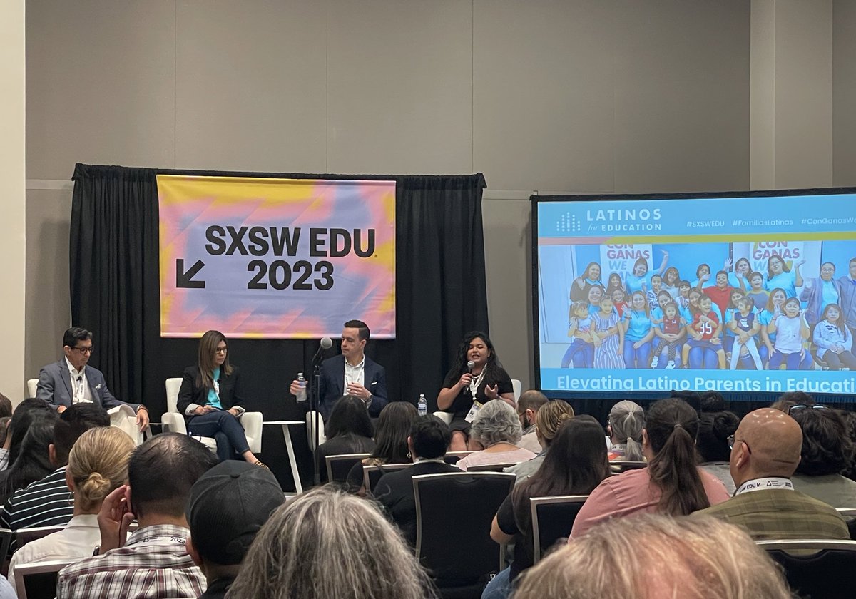 I wish schools understood that our families are navigating more than just a complex ED system. “It’s about meeting ppl where they are…how do we work together to ensure our familias have access to information?” How do we build their power? #ConGanasWeCan #SXSWEDU @Latinos4Ed
