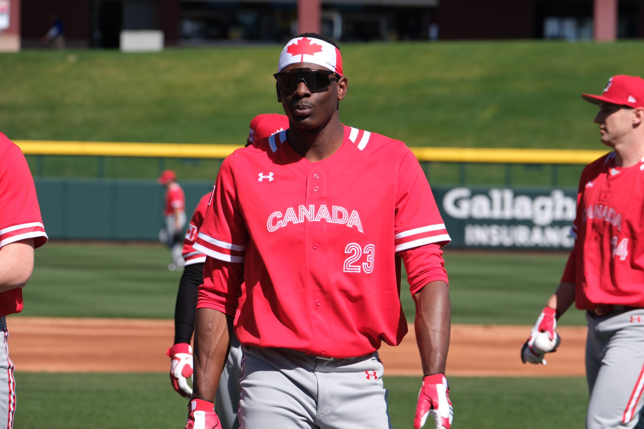 Tim and Friends on X: Thoughts on Canada's jersey for the World Baseball  Classic? (📸: @baseballcanada)  / X