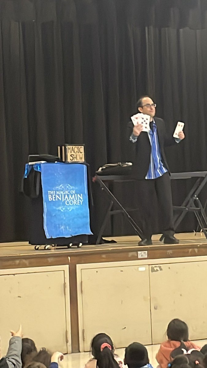 Katie Kelly tweet media