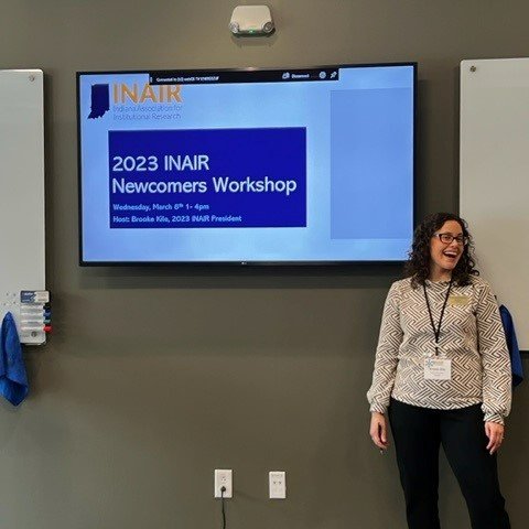 INAIR_ORG's tweet photo. Prez Brooke Kile welcoming IR Newcomers to #INAIR2023 https://t.co/A8QC9Uw4qz