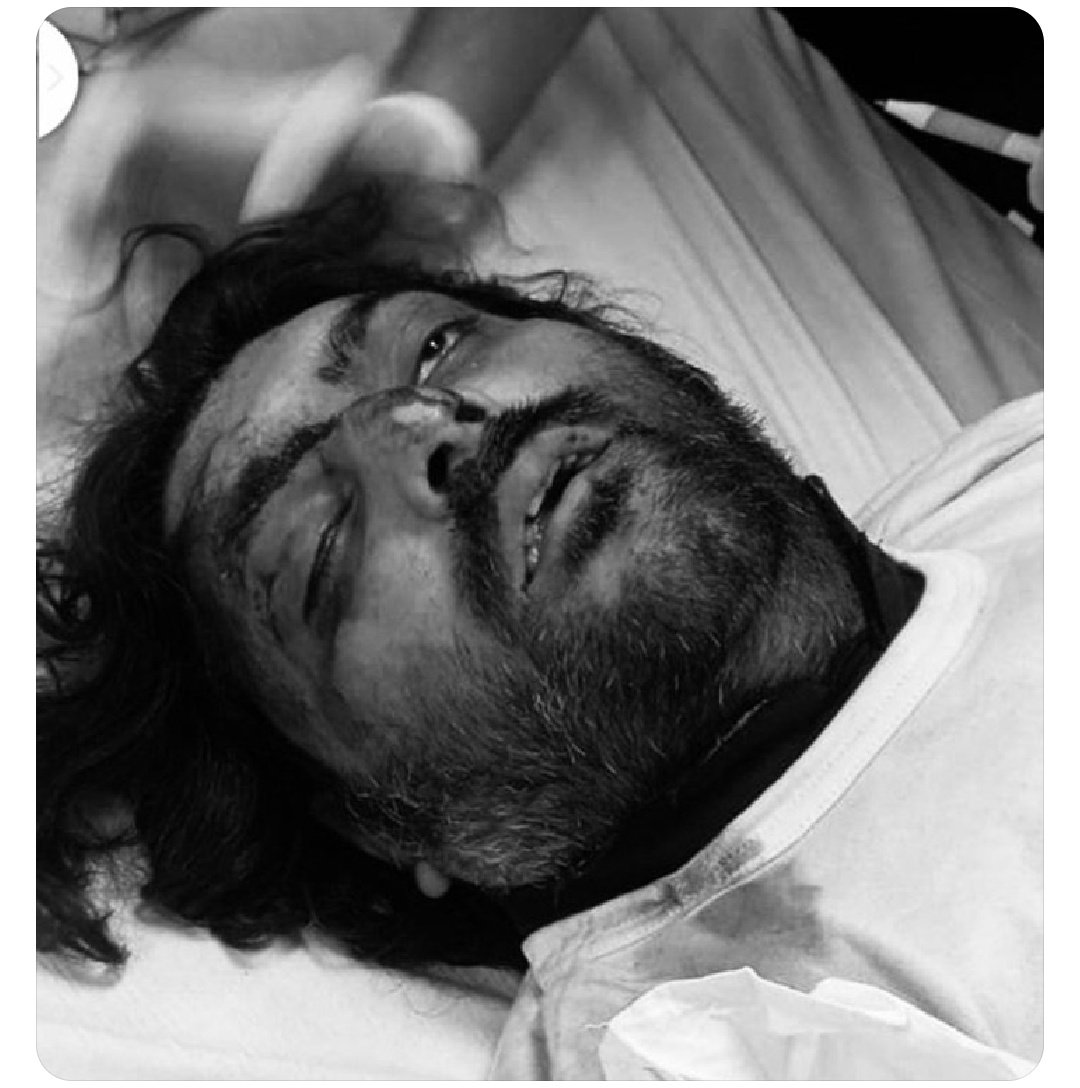 Bukhari2204's tweet photo. @ccpolahore @digopslahore @OfficialDPRPP @dolphinsquadlhr @InvPoliceLahore @PSCAsafecities @ctplahore Maray nahi koi? Tum log #PDMterrorists k liye kaam krty ho... aur tum logo k paas sab machinery thi, Sharam tou nahi ati zara bhi, ek election campaign ki rally ko rokny k liye itna gir gaye..
Tum log qatil ho! https://t.co/5ErIQZGdkn