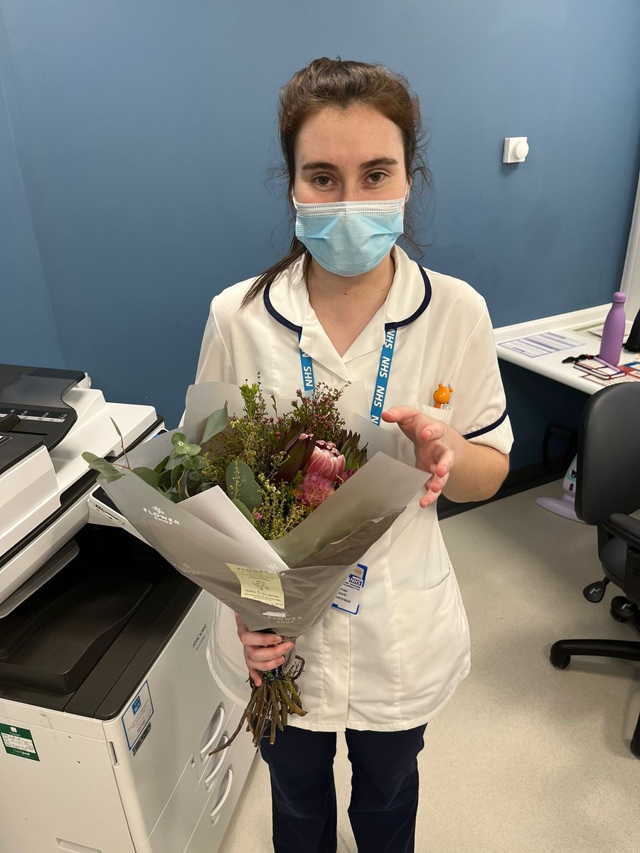The lovely <a href="/RachaelR_Physio/">Rachael Roberts</a> Band 6 #physio on <a href="/ELM_UNIT/">ELM UNIT- Trafford General MFT</a> with flowers from a patient’s family thanking her for the support she gave to him and his family during admission. Good job Rach 🌸 🌳 <a href="/MFT_CSSAHPs/">AHP's at MFT</a> <a href="/TraffordHosp/">Trafford Hospitals</a> <a href="/ComplexWtwa/">WTWAComplex</a> <a href="/MFT_PatientExp/">Patient Experience</a>