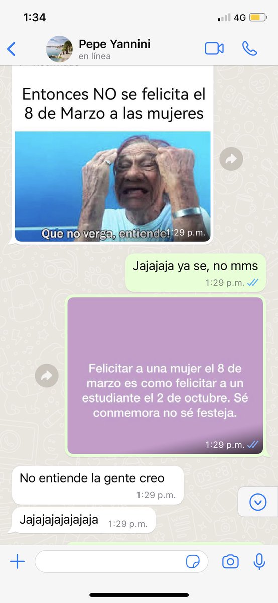 Lo_Alva's tweet photo. Mi esposo, aliado y que entiende perfecto el tema, me mando esto después de que varios hombres felicitaran a las mujeres en un chat 😅💜 https://t.co/JS4lFCvzdD