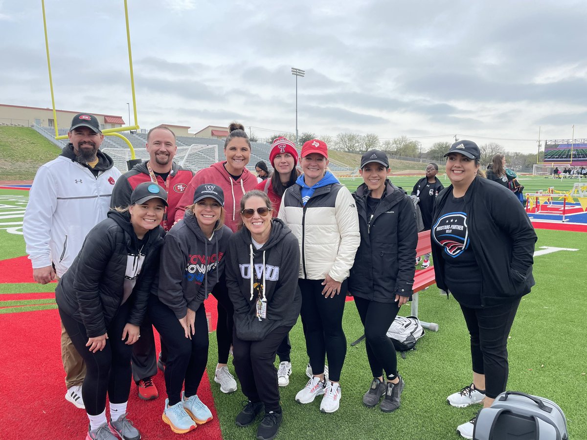 What a great day at the GCISD Special Olympics Track Meet today!! Thank you <a href="/GCISD/">Grapevine-Colleyville ISD</a> for having us assist and enjoy the competition of our athletes! 🤩#WeAreGCISD @GCISD_PE <a href="/TES_Coach/">Britt McDougal</a> <a href="/BCEPhysEd/">BCE PE</a> <a href="/BES_CoachMac/">Samantha McFadden</a> <a href="/CESPECoachBaze/">Michelle Baze</a> <a href="/Heritage_PhysEd/">Jenna Wallace</a> #DESisBEST