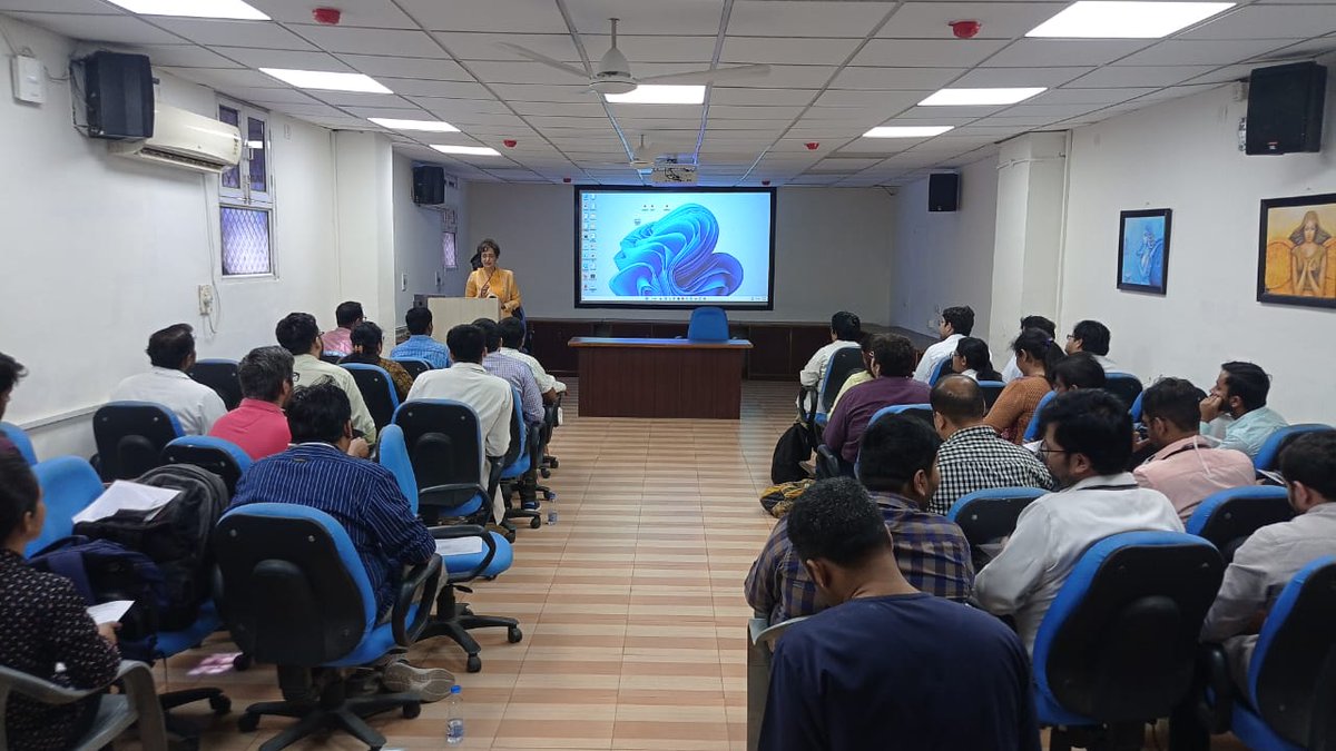 aiims_newdelhi's tweet photo. AIIMS New Delhi #ORBO organizes a training program for deceased #OrganTransplantation and #TissueDonation https://t.co/wQt9PFDYD0