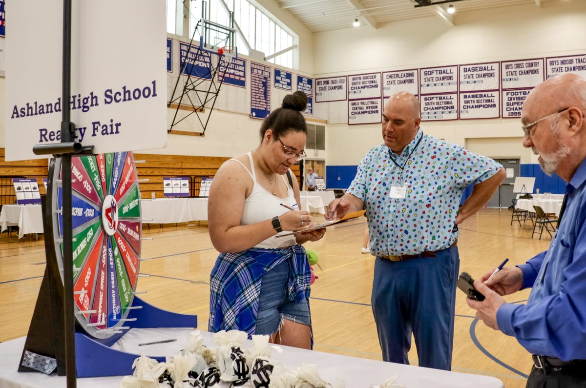 AshlandClockers's tweet photo. On May 26, @ashland_stuco will host the Ashland High School Reality Fair, designed to educate graduating seniors about financial decision-making after high school.

Community volunteers are needed to help make this event a success. Sign up today at https://t.co/dnqw7irL3h. https://t.co/bkw9GaCzKJ