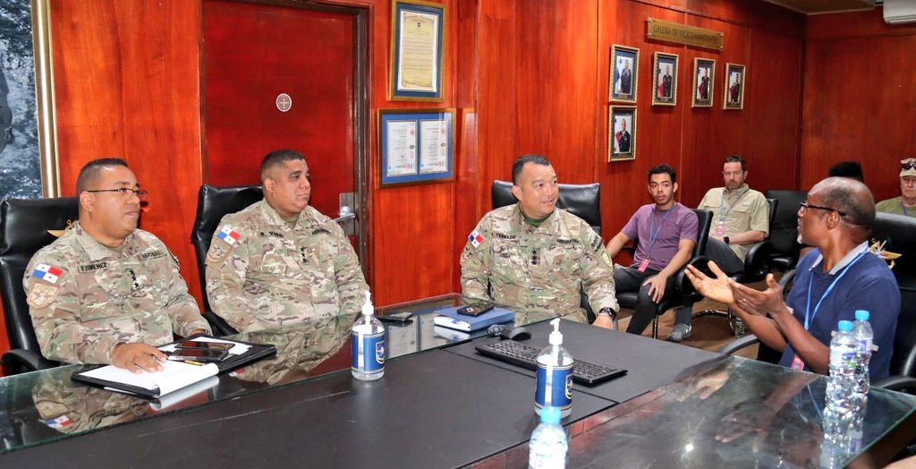 Servicio Nacional Aeronaval de Panamá tweet media