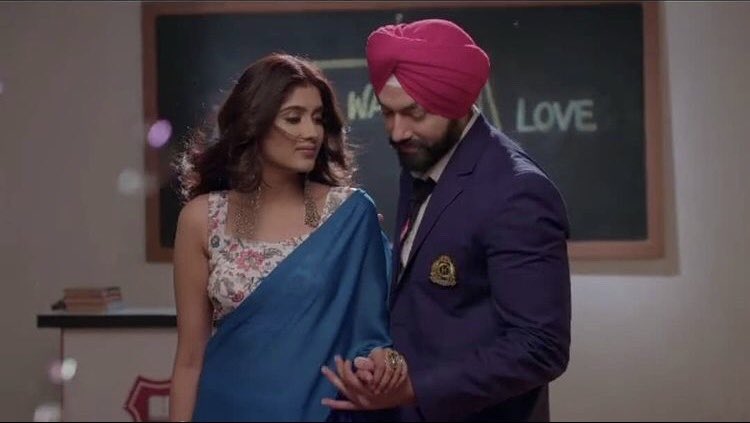 MehRab_CS's tweet photo. Yaar hai tu, pyaar hai tu ❣️ 

#AvineshRekhi #NimritKaurAhluwalia #AviNim #SarabjeetSinghGill #MeherKaurGill #MehRab #ChotiSarrdaarni #MehRabMissing #AviNimArmy #Colors #Voot #Nimritians #ChardiKalaVichRehNimrit https://t.co/YoVtcI1AoJ