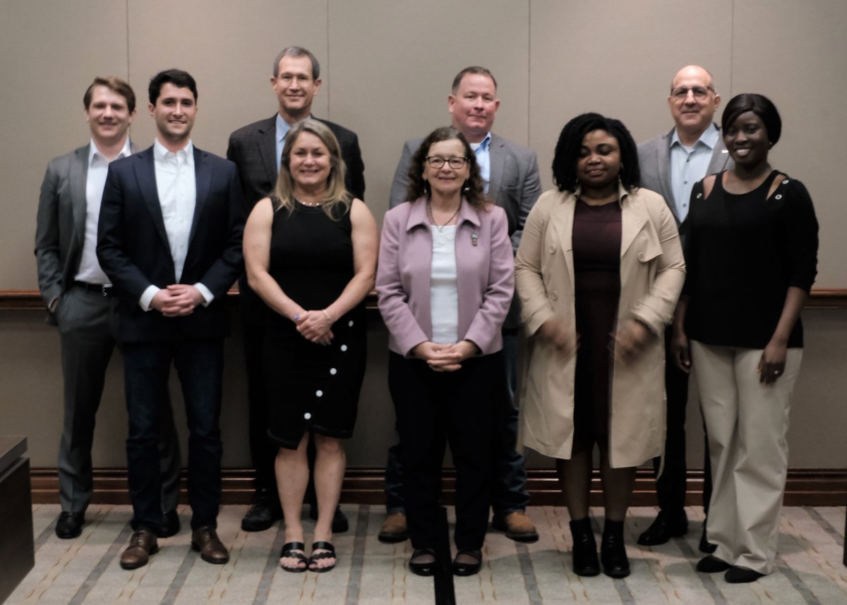 Halliburton Labs (@halliburtonlabs) on Twitter photo Enjoyed having <a href="/LanzaTech/">LanzaTech Global</a> CEO and <a href="/HalliburtonLabs/">Halliburton Labs</a> Advisory Board Member Jennifer Holmgren (<a href="/TodaDogs/">jennifer holmgren</a>) discuss entrepreneurship and energy technology with our participants <a href="/ionadatech/">Ionada</a> <a href="/InnovatorEnergy/">Innovator Energy</a> Momentum Technology and RedShift Energy Enjoyed having <a href="/LanzaTech/">LanzaTech Global</a> CEO and <a href="/HalliburtonLabs/">Halliburton Labs</a> Advisory Board Member Jennifer Holmgren (<a href="/TodaDogs/">jennifer holmgren</a>) discuss entrepreneurship and energy technology with our participants <a href="/ionadatech/">Ionada</a> <a href="/InnovatorEnergy/">Innovator Energy</a> Momentum Technology and RedShift Energy