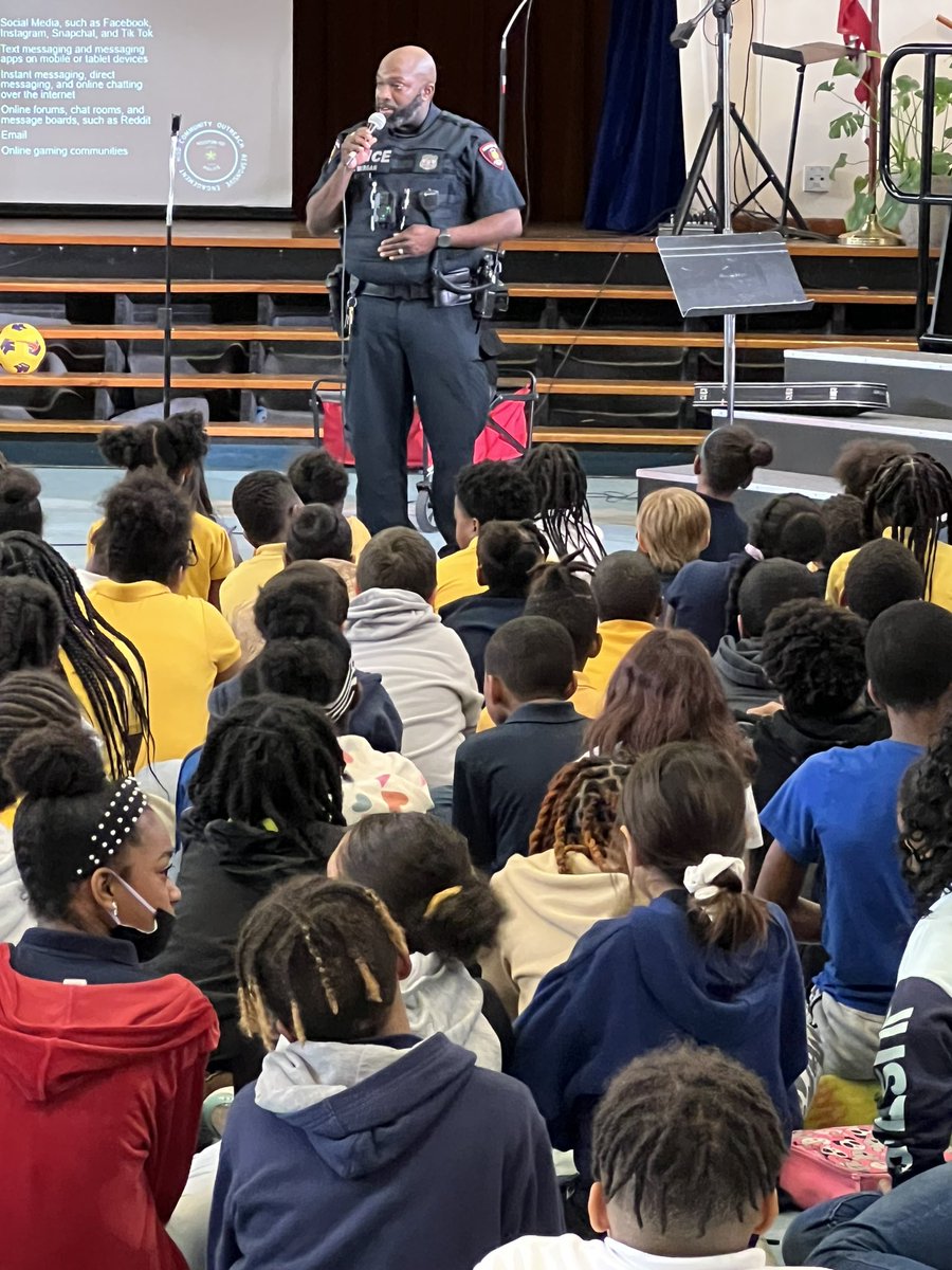 macgregores's tweet photo. Thank you, Officer Morgan for speaking with our 3rd-5th grade students about internet safety and bullying today. @HISDPDCORE https://t.co/5tjBK7u9gK