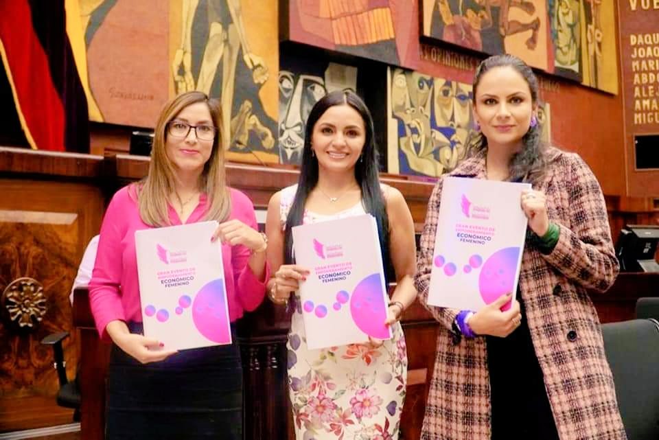 Ana Herrera / Tu Voz tweet media