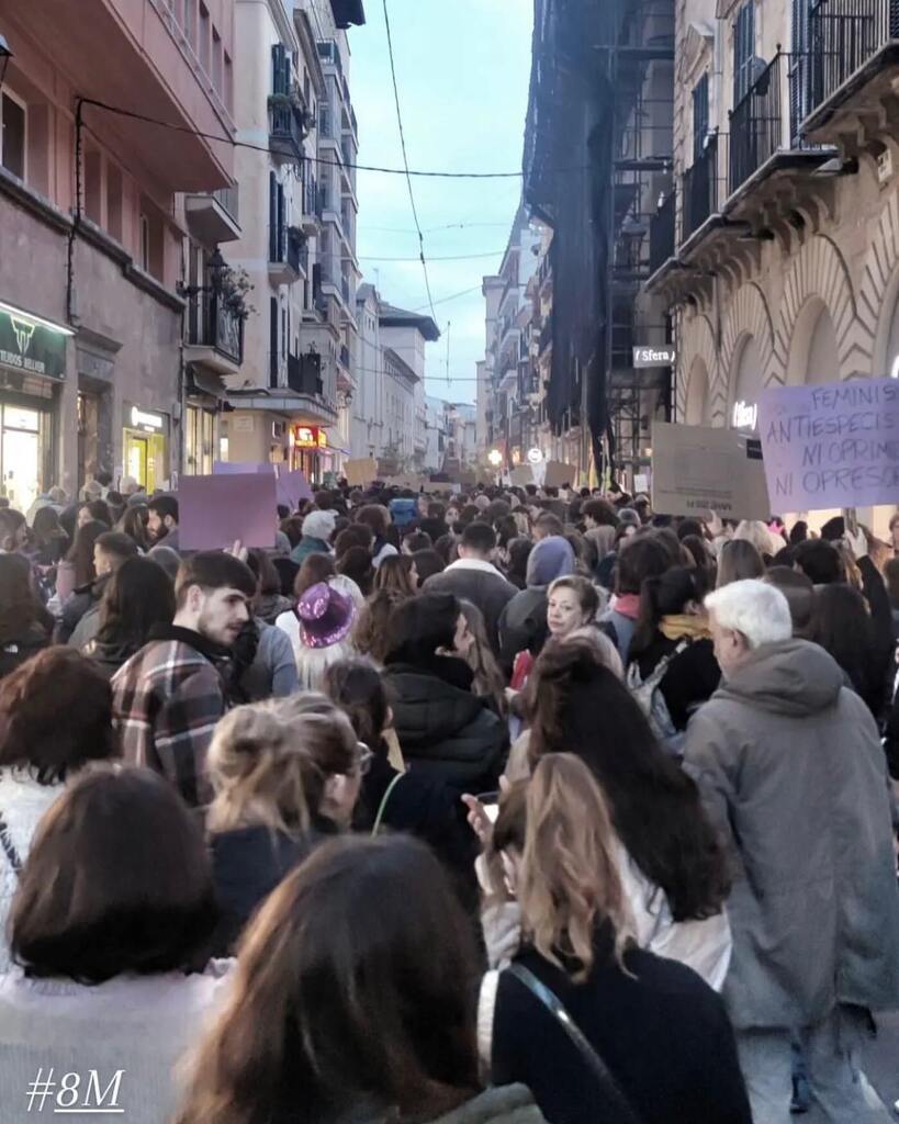 Bona tarda!!!
La menció d'avui és per aquesta fotografia de @universomallorca 

Vos convidam a visitar la seva galeria!!!

#igersmallorca #igersbalears #igersspain #igers #illesbalears #mallorca #mallorcaisland #mallorcaparadise #mallorcamagic #mallorcam… instagr.am/p/CpiiZg_jdr6/