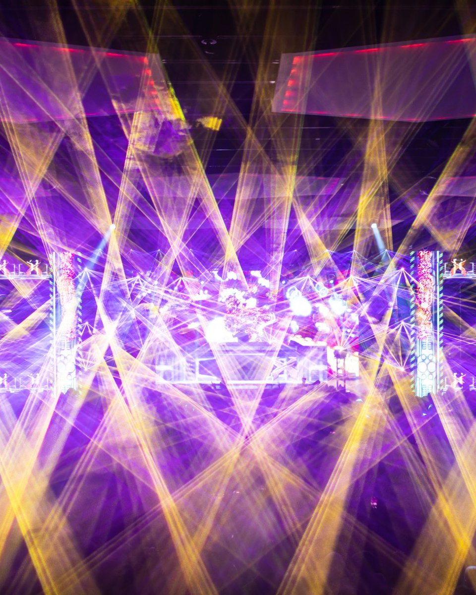 echostage's tweet photo. Voting for @DJmag’s #Top100Clubs ends in ONE WEEK! We need you #EchoFam! Cast your vote 💜✨→ https://t.co/6rXEUXmcdP https://t.co/5gSqzfqw8q