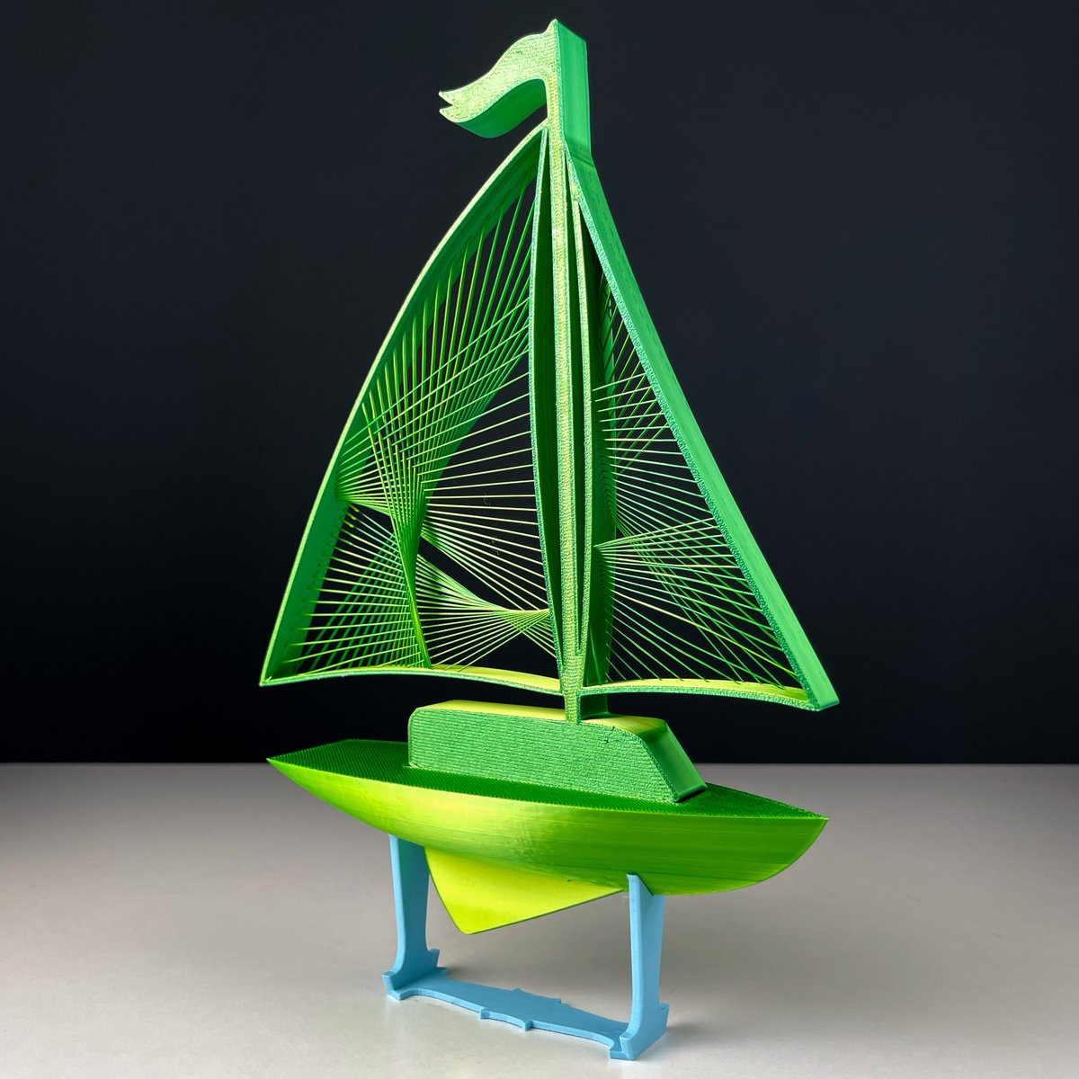 BambulabGlobal's tweet image. Do you happen to love Sail boats and 3D Printing? Well, @3DPrintBunny has got you covered with this epic model which uses bridging for the sails 😍 

You can download it for free on @Thangs3D : bit.ly/3YxiA3C
