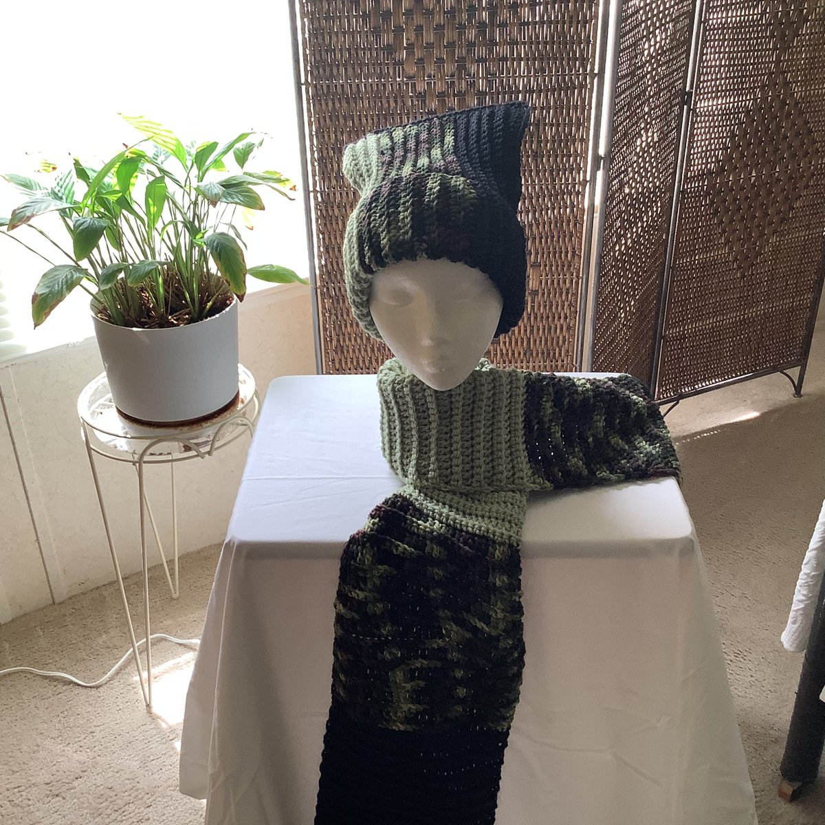 sj_greene's tweet image. Hand Crocheted Black/Green/Camo Hat and Scarf set, One size fits all, Great Guy Gift Idea, Machine Wash/Dry, Free Shipping, Made in USA tuppu.net/6ec6fa1f #YarnQueens #Etsy #StainResistant