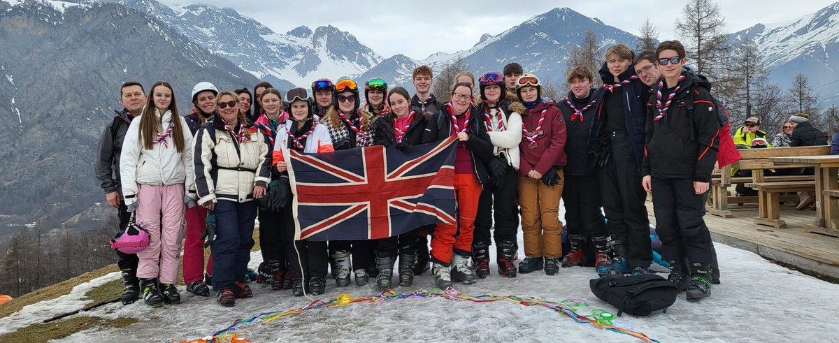 MarpleExplorers's tweet photo. March 8, is INTERNATIONAL WOMEN'S DAY and on this occasion we wish all the best to @2ndMarple and @marplerangers

We wish you smiles, joy, adventures, patience and perseverance 🌸 #InternationalWomensDay 
#girlscan https://t.co/10zGZgmXIy