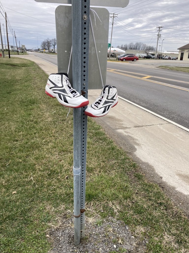 Unit50Schools's tweet photo. Teutopolis Schools have "SHOE MANIA!"  Consider this your invitation to join the mayhem!  Dig out your old SHOES and show your support around town!! https://t.co/ACfFeuvCX0