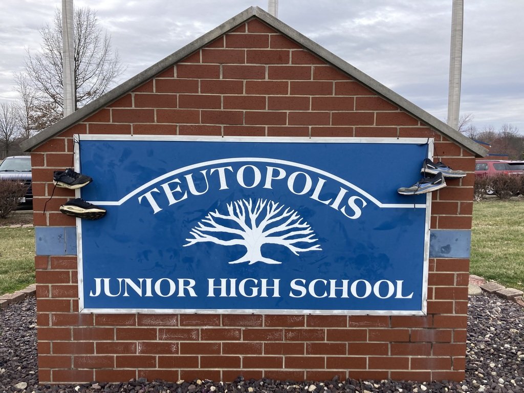 Teutopolis Unit 50 on Twitter "Teutopolis Schools have "SHOE MANIA