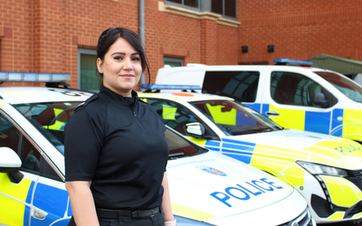 Police_Now's tweet photo. PC Thiara talks about her career so far and why she wants to encourage other single parents to join policing #InternationalWomensDay

Hear more about her time on #PoliceNow’s Frontline Leadership Programme and how she is making a difference @TVPcareers 

https://t.co/upEcmK4gWu https://t.co/ogVVzZRfBQ