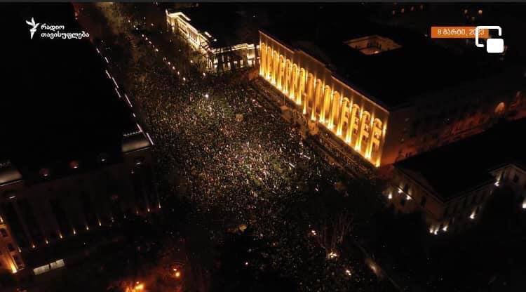 TreasChest's tweet photo. In #Tbilisi #Georgia protesters have raised two demands:

✔️withdraw from parliament the bill on foreign agents

✔️Free all detainees 

Government officials have been given one hour to comply with the demands, with protesters promising to "move on to other steps"
#NoToRussianLaw https://t.co/rYjlcMWrKY