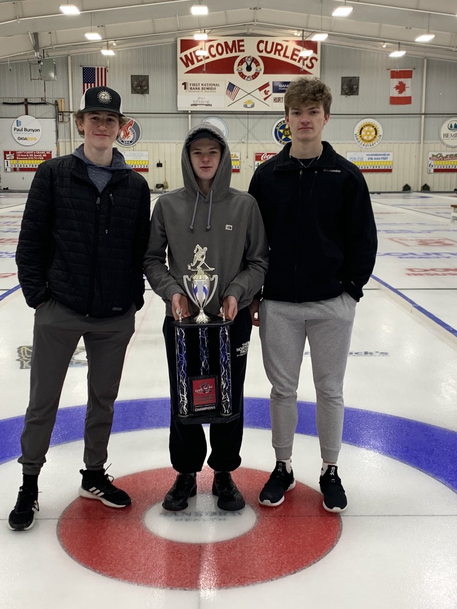 CJusty1971's tweet photo. My “B” on the release delay! L-R Champs and Conso Champs. Spiel #3 will be off and running tomorrow! Seriously epic level curling 🥌 happening! #hitandroll #tapback #hurry https://t.co/oM7dUzmRGQ
