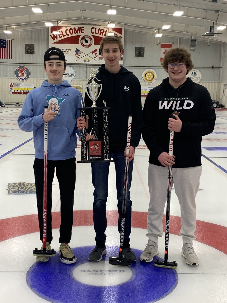 CJusty1971's tweet photo. My “B” on the release delay! L-R Champs and Conso Champs. Spiel #3 will be off and running tomorrow! Seriously epic level curling 🥌 happening! #hitandroll #tapback #hurry https://t.co/oM7dUzmRGQ