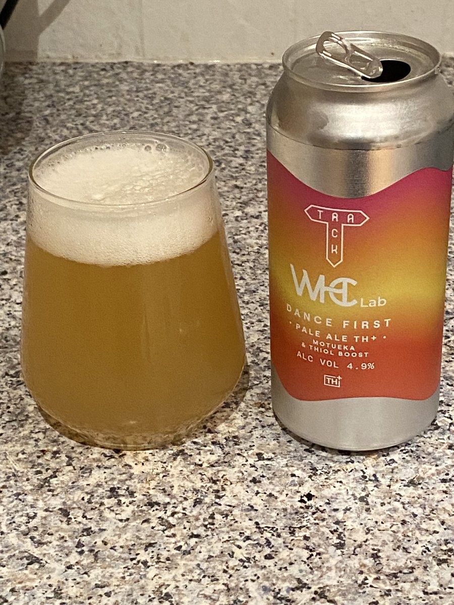 From @trackbrewco @WHClab #dancefirst  4.9% #paleale loved this,very easy going down #craftale #supportlocal