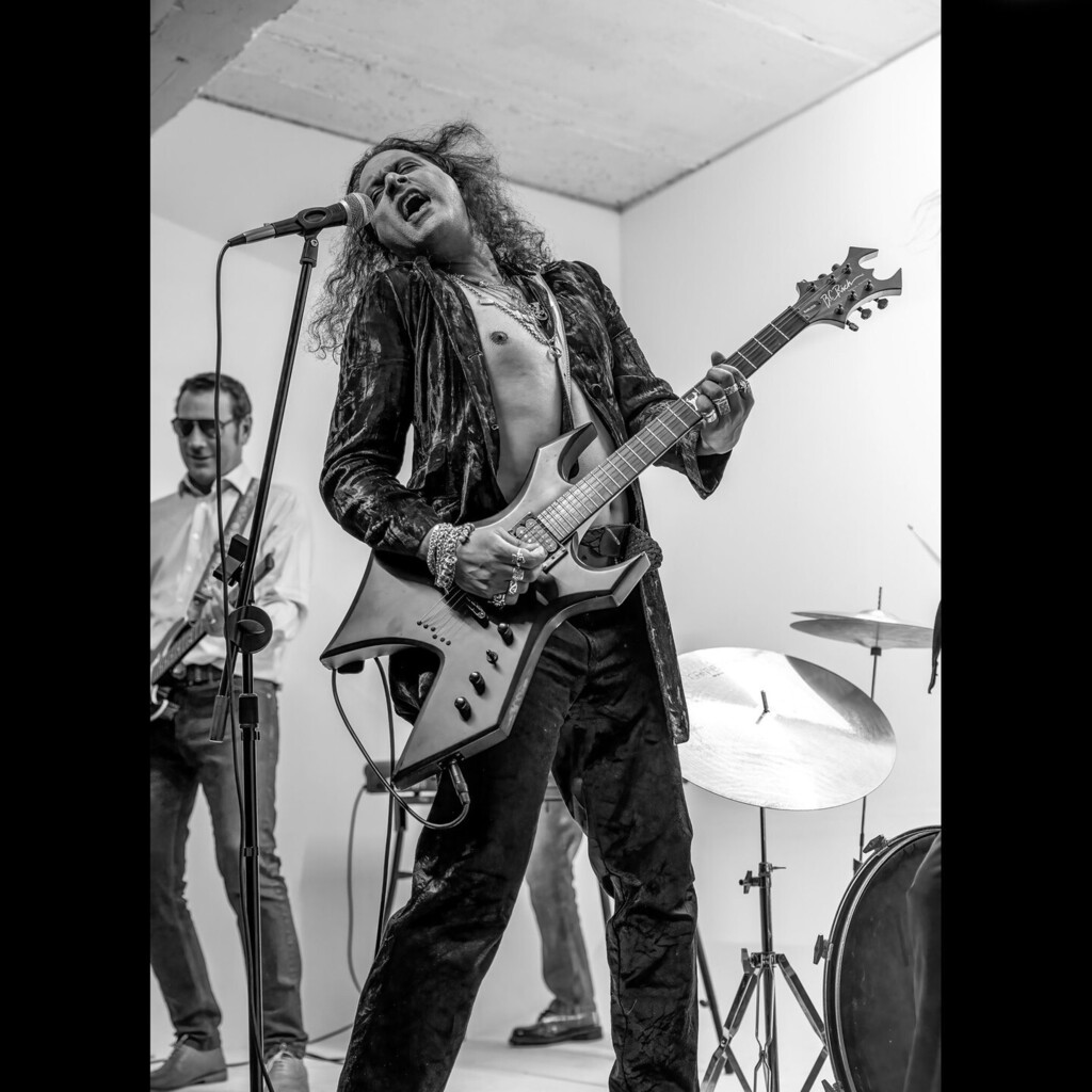 crowofdoom's tweet photo. Music is the art which is most nigh to tears and memory.
⤵️
📸: @photos_by_djs 
📍: @rochesterstudios 
🎨: 333232926
⤵️
#bnwlovers #bnwlife #Bnw_Greatshots #bnwgreatshots #bnwlovers #bnw_fanatics #passion_for_bnw #bnwcaptures #portrait_vision #portraita… https://t.co/ISm7ln1BO5 https://t.co/OO08NBUjpo