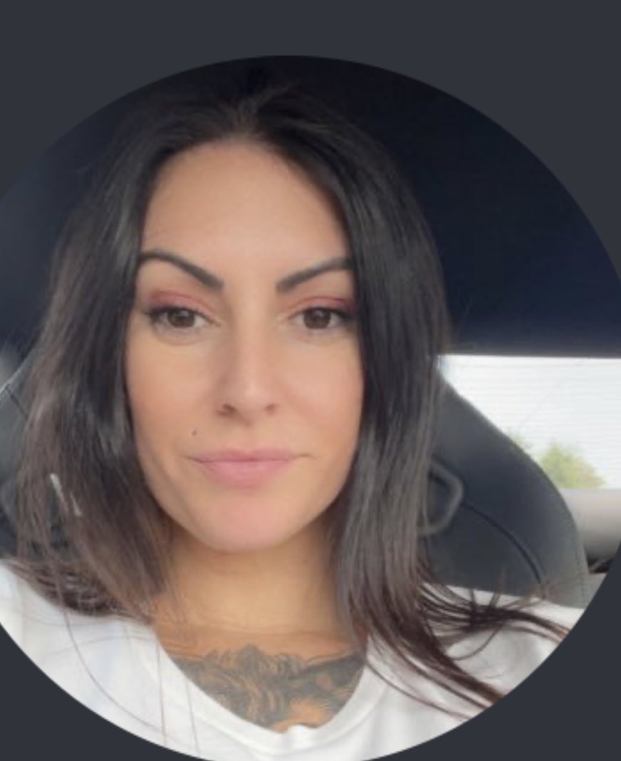 I would like to recognize <a href="/PlanteTanya/">Tanya Hangos</a>  for international woman’s day ! She is a true inspiration on not only her hard work but also being a mother ! I’m so proud to follow in your footsteps !