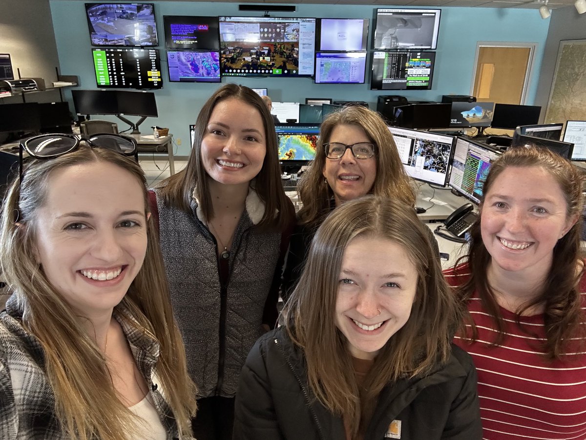 NWSSpokane's tweet photo. March is #WomensHistoryMonth &amp; March 8th happens to be #InternationalWomensDay . Here at ⁦@NWSSpokane⁩ we have 8 women from our Admin Assistant to Hydrologist to forecasters. Proud of all of our Women in Science! #wawx #idwx @NWS ⁦@NOAA⁩ https://t.co/m7rIutXnNZ