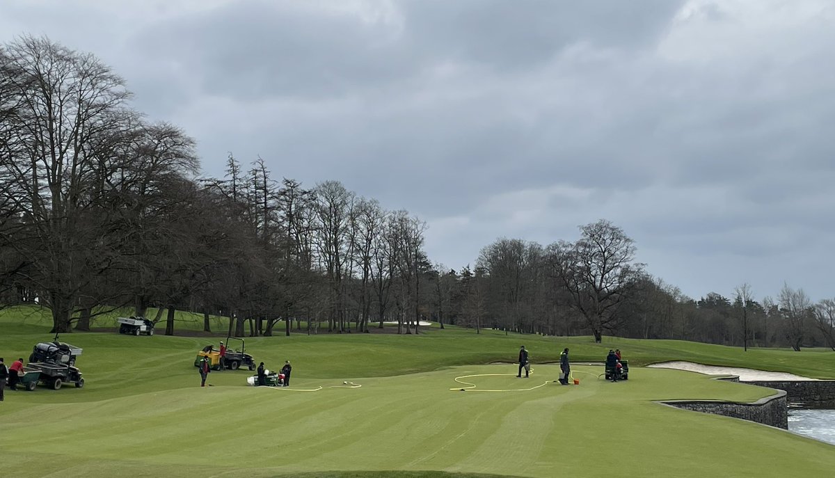 macdonnell74's tweet photo. A great great 3 days with @KenSiems 115tonne of Sand and @ProfileGolf pumped in to the greens and surrounds to complete the 3 part process for our Winter Renovation. Massive thanks to our great Greenkeeping Team for a great shift. #oneteaonedream https://t.co/Y0gbNjaiYT