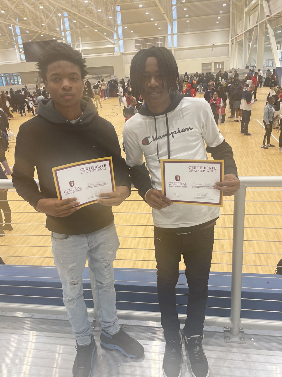 SchoolKirby's tweet photo. Cougar Nation,
Today, a group of our graduating juniors went to the HBCU Awareness Foundation College Fair. Several of our students received on-the-spot admission to prestigious HBCUs.
#KirbyStrong
#CougarNation
#wearebuiltforthis
#MSCSTogether https://t.co/Q1nCd7Yqii