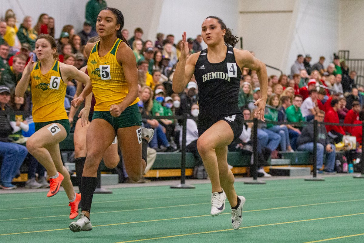 BSUBeaversXCTF's tweet photo. Happy International Women's Day!

#GoBeavers #BeaverTerritory https://t.co/elJKSDzBYF