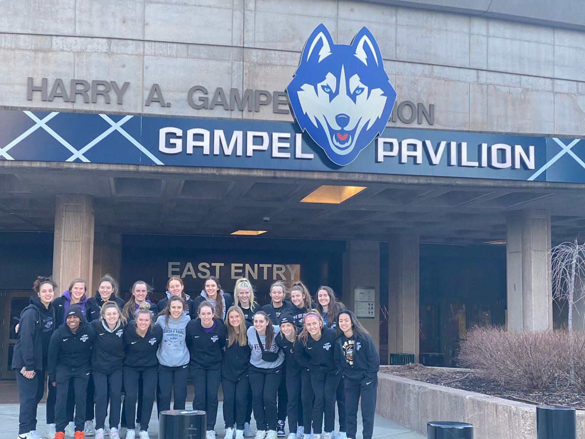 UWWWomensHoops's tweet image. Thank you to @UConnWBB for allowing us to use your facility today to prepare for the NCAA Sweet 16! Truly an opportunity of a lifetime and one our program will never forget 💜

This is another reason why this program is so special and why you chose to play here 🏀🏆

#PIAP