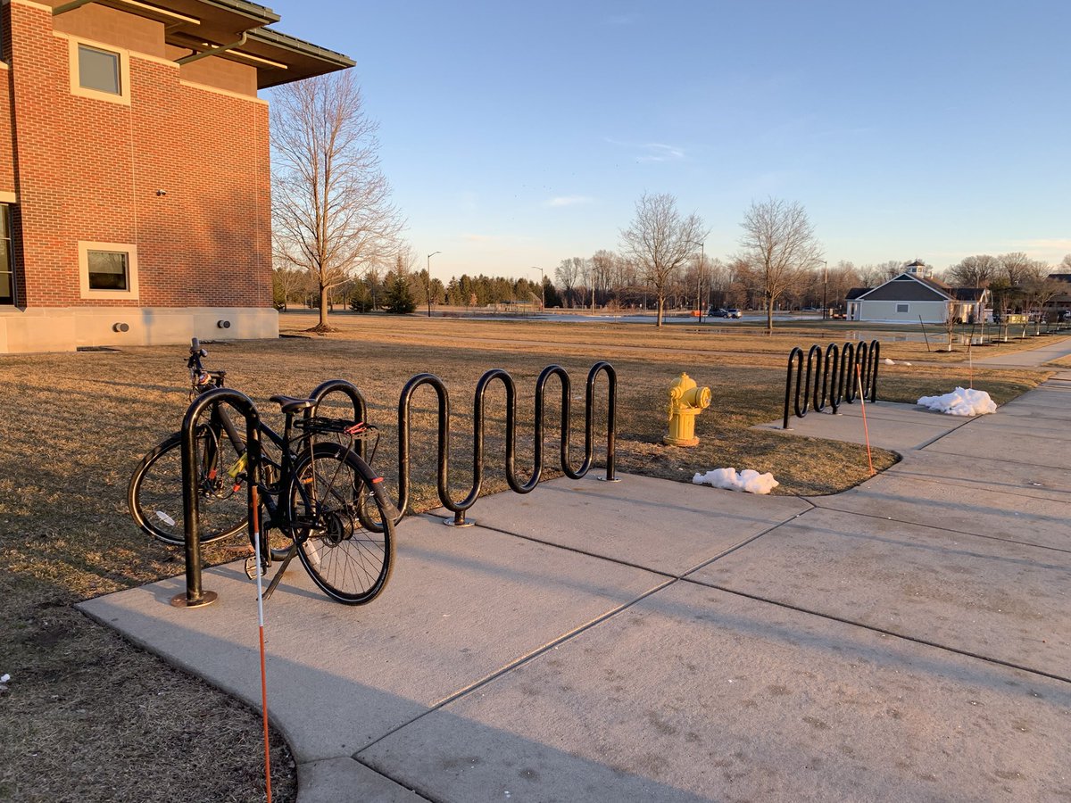 Ample bike parking at the @SierraClubMI presentation at the @cmplib 🚲