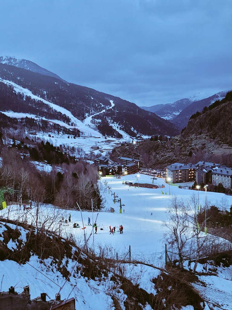 SnowKeys's tweet photo. Life from Soldeu!
#andorra #soldeu #homerentals https://t.co/OazTe8237g