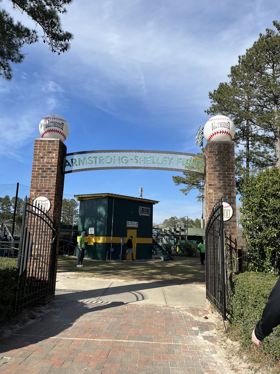 Coach Fiori tweet media