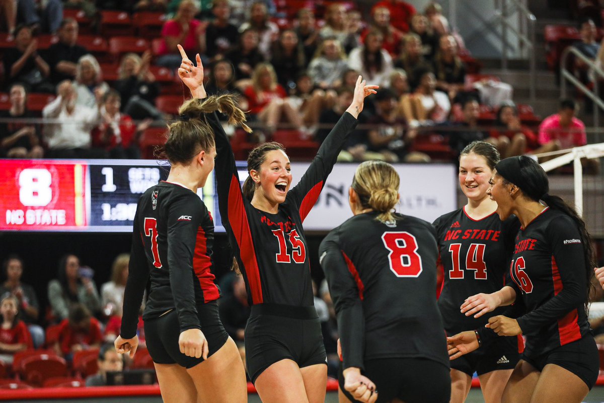 PackVball's tweet photo. There’s no stopping us. Happy International Women’s Day♥️ https://t.co/Wxxl9Pag6l