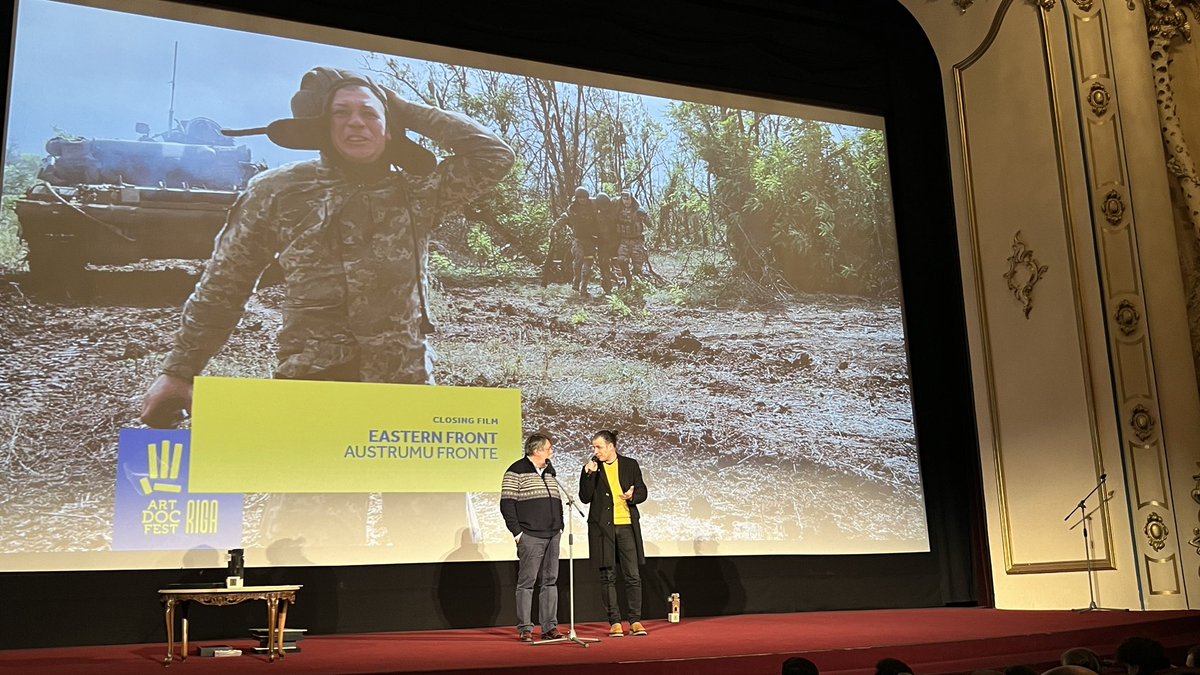 PashaButorin's tweet photo. 1/ A standing ovation at #ArtDocFest in Riga this evening for directors Yevhen Titarenko and Vitaly Mansky after the screening of their documentary "Eastern Front” coproduced with @CurrentTimeTv #EasternFront https://t.co/IJO12rQQ7s