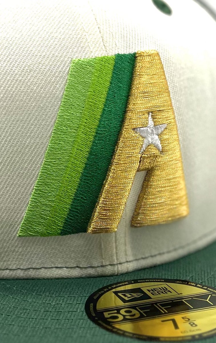 EightOneShop's tweet image. Feeling lucky 🍀? Celebrate the Astros &amp;amp; St. Patty's Day with this festive exclusive fitted hat from Eight One. The Emerald Isle has a dark green bill, matching back panels &amp;amp; a white front panel with the prototype logo accented with a shimmering gold. Gold UV.