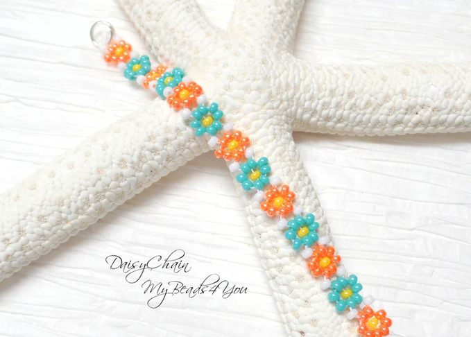 🥰Bracelet etsy.com/mybeads4you/li…
💙Tutorial etsy.com/mybeads4you/li…

#gift #etsy #etsyshop #shopindie #SMILEtt23 
@BlazedRTs #CraftBizParty 🥰 #EarlyBiz #daisyjewelry #beaded #bracelet #daisybracelet #diy #diygift #etsymntt #fashion #craftychaching #mybeads4you #epiconetsy