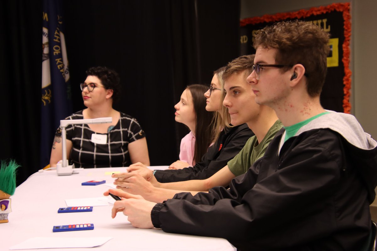 KyDeptofEd's tweet photo. .@KentuckyDeaf is partnering with @GallaudetU to host the 2023 East Regional Academic Bowl! Teams of students representing 19 schools in several different states, including KSD, will compete against each other in a series of quiz-style events over the course of 4 days. #KyEd https://t.co/14l68Q3DWP
