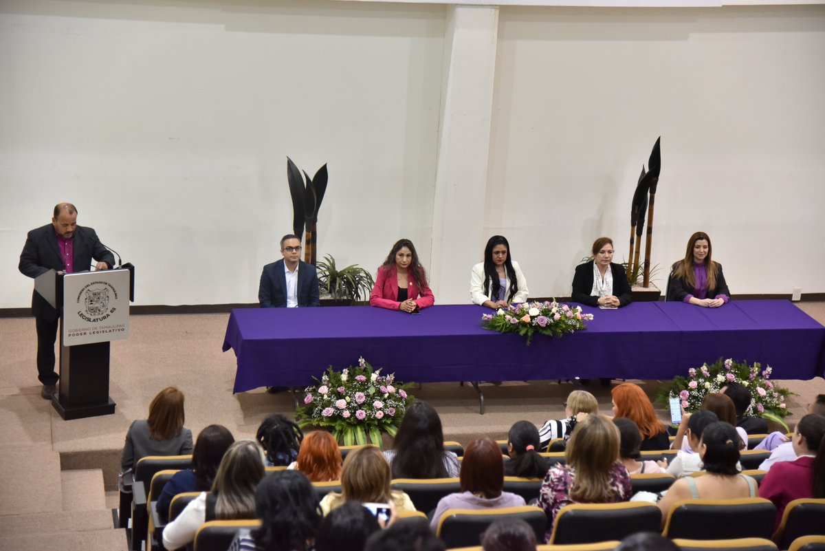 TRIELTAM's tweet photo. Este #DíaInternacionaldelaMujer, en representación del Magistrado Presidente del #TRIELTAM Dr. Edgar Danés Rojas, la Secretaria Técnica del Pleno, Mtra. Jessica Betancourt Rangel, asistió al evento organizado por el #ITAIT en coordinación con la #AMPRAC y #AMPROVIC. https://t.co/PnsAYXikxN