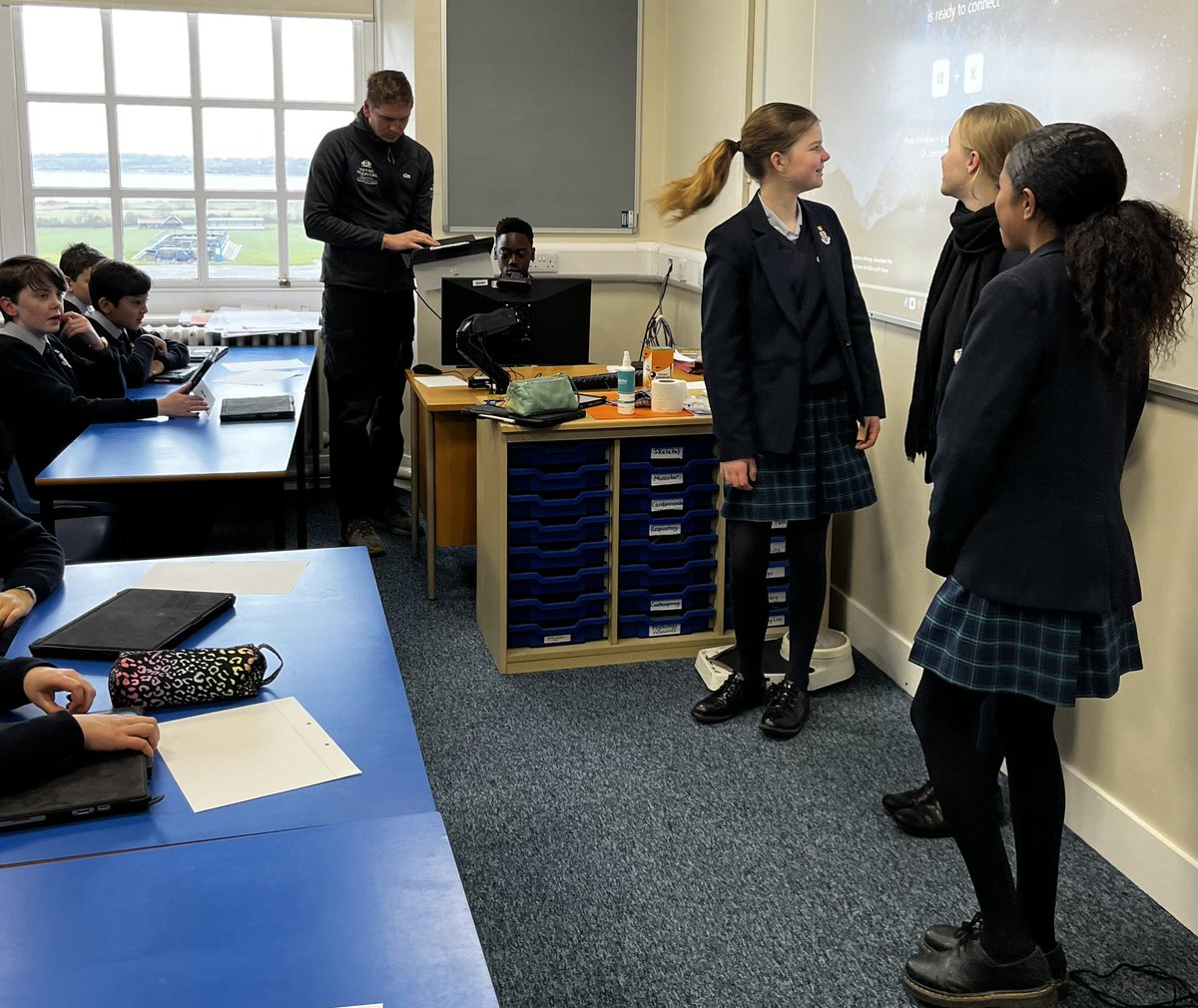 Well done 8W for delivering sessions on Arabic language and culture to Year 7 this morning - another stage towards their Young Leaders qualification-especially with the added pressure of a film crew turning up! #RHSLeaders #RHSGlobal <a href="/BlakeHouseRHS/">Blake House RHS</a> <a href="/house_drake/">Drake House</a> <a href="/raleighRHS/">Raleigh House</a>