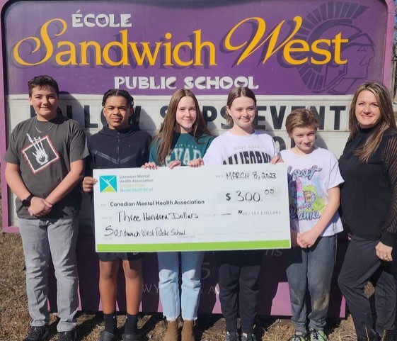 kathlearn's tweet photo. Another great example of Sandwich West PS's generosity! Go Spartans! https://t.co/spX3Y2tjrW