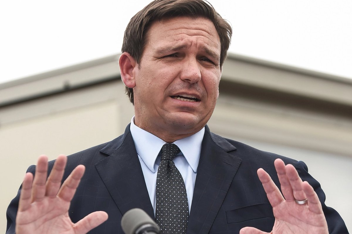 Eddie_Rye's tweet photo. Compare Gov. Ron DeSantis positions/record with African Americans in Florida with those of the Italian Fascist Dictator Benito Mussolini who conquered East African countries 1935-1941 and Italy was an opponent of the USA in WW II. Mussolini DeSantis. You will lose. https://t.co/mCsbcwhv1r