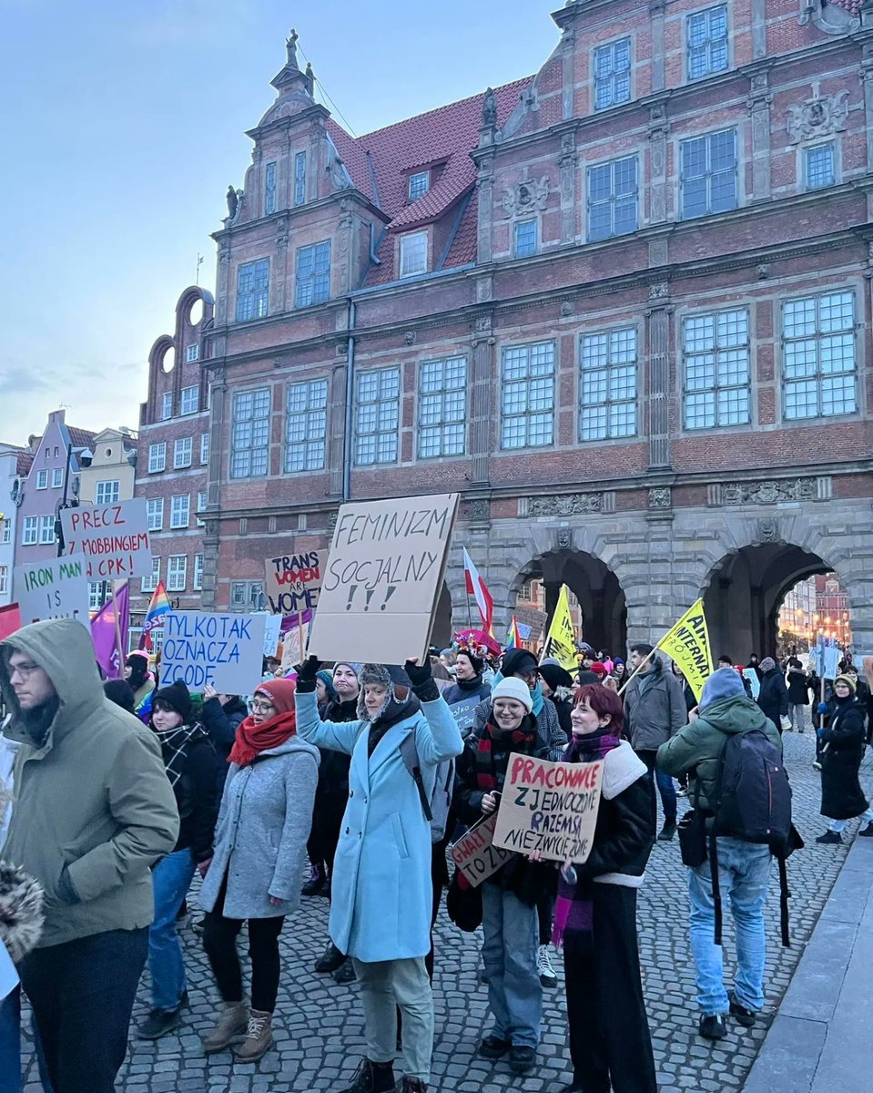 manifa3m's tweet photo. 💪⚡️ 19. Manifa Trójmiasto 2023 przeszła 8 Marca ulicami Gdańska.

Brawo MY❗️

💗 Bardzo dziękuję Nam Wszystkim za aktywny udział i współorganizację. 

Dopóki nasze Manifowe postulaty nie będą spełnione, dopóty będziemy niezłomnie robić Manify i żądać CAŁEGO ŻYCIA❗️ https://t.co/cvB1xWWBrs