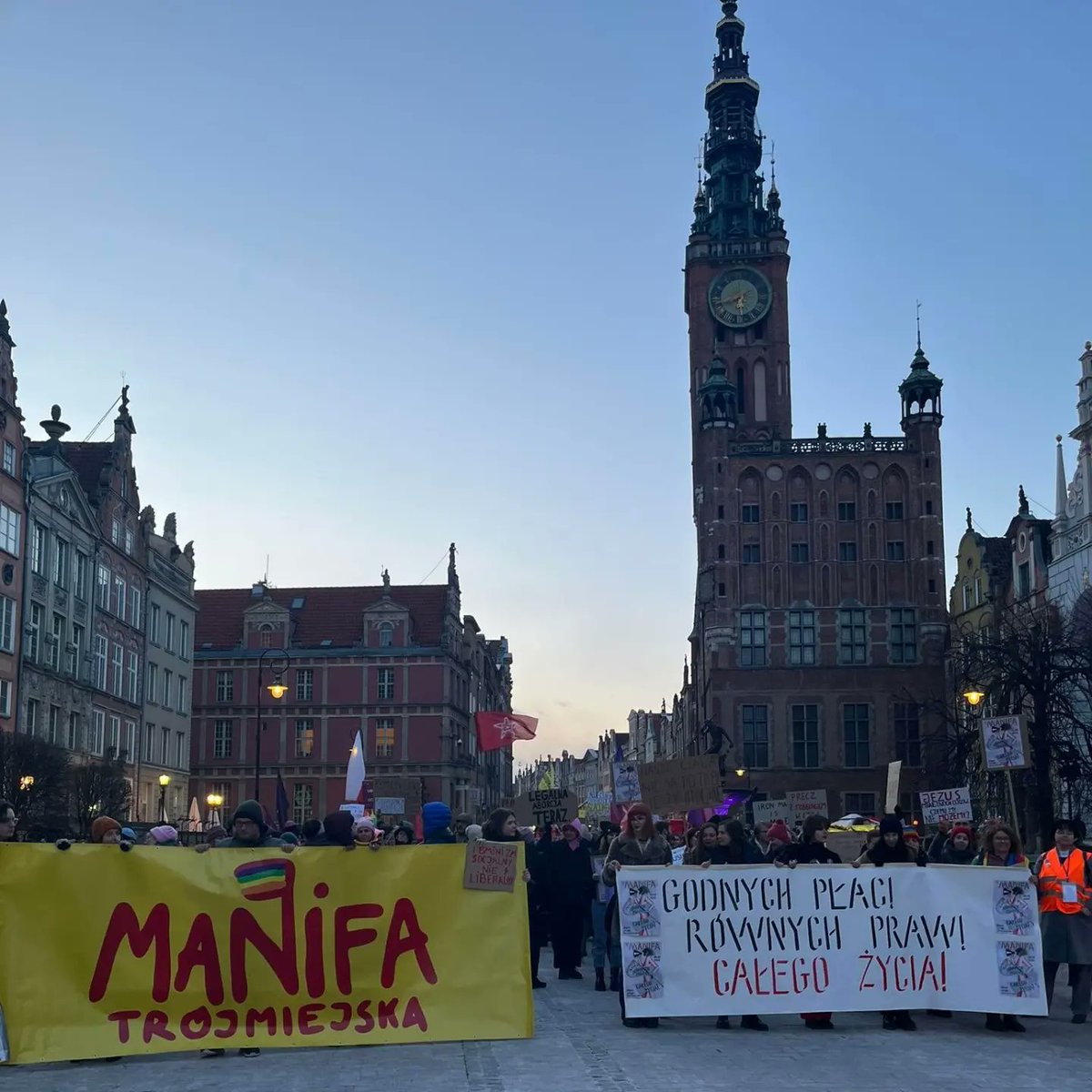 manifa3m's tweet photo. 💪⚡️ 19. Manifa Trójmiasto 2023 przeszła 8 Marca ulicami Gdańska.

Brawo MY❗️

💗 Bardzo dziękuję Nam Wszystkim za aktywny udział i współorganizację. 

Dopóki nasze Manifowe postulaty nie będą spełnione, dopóty będziemy niezłomnie robić Manify i żądać CAŁEGO ŻYCIA❗️ https://t.co/cvB1xWWBrs