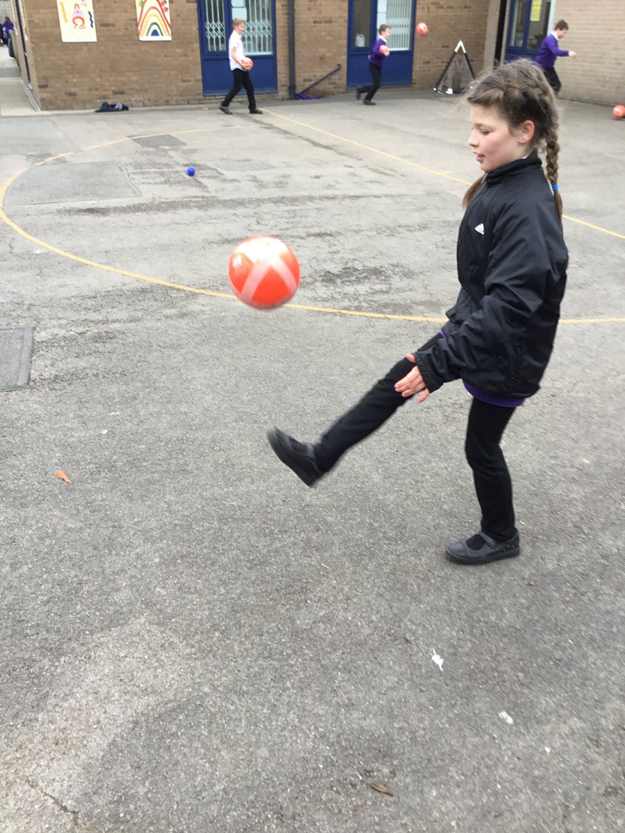 stmichaelthomas's tweet photo. We joined schools from around Halton today in the biggest ever girls’ football ‘keepy ups’ challenge - and our girls were more than up to the task! @Halton_SG #keepyups #LetGirlsPlay https://t.co/OrbzFYQPaR